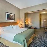 Holiday Inn Express Hotel & Suites Saskatoon By Ihg