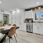 Saskatoon 5 Bedroom-Big Gatherings-Patio-Bbq-Games Room