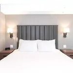 Sandman Signature Saskatoon South Hotel