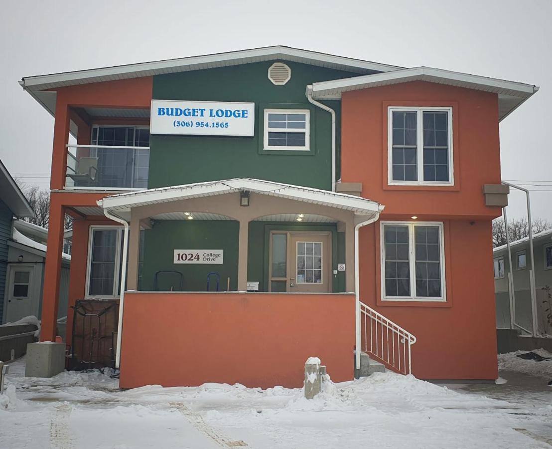 Budget 2* Saskatoon