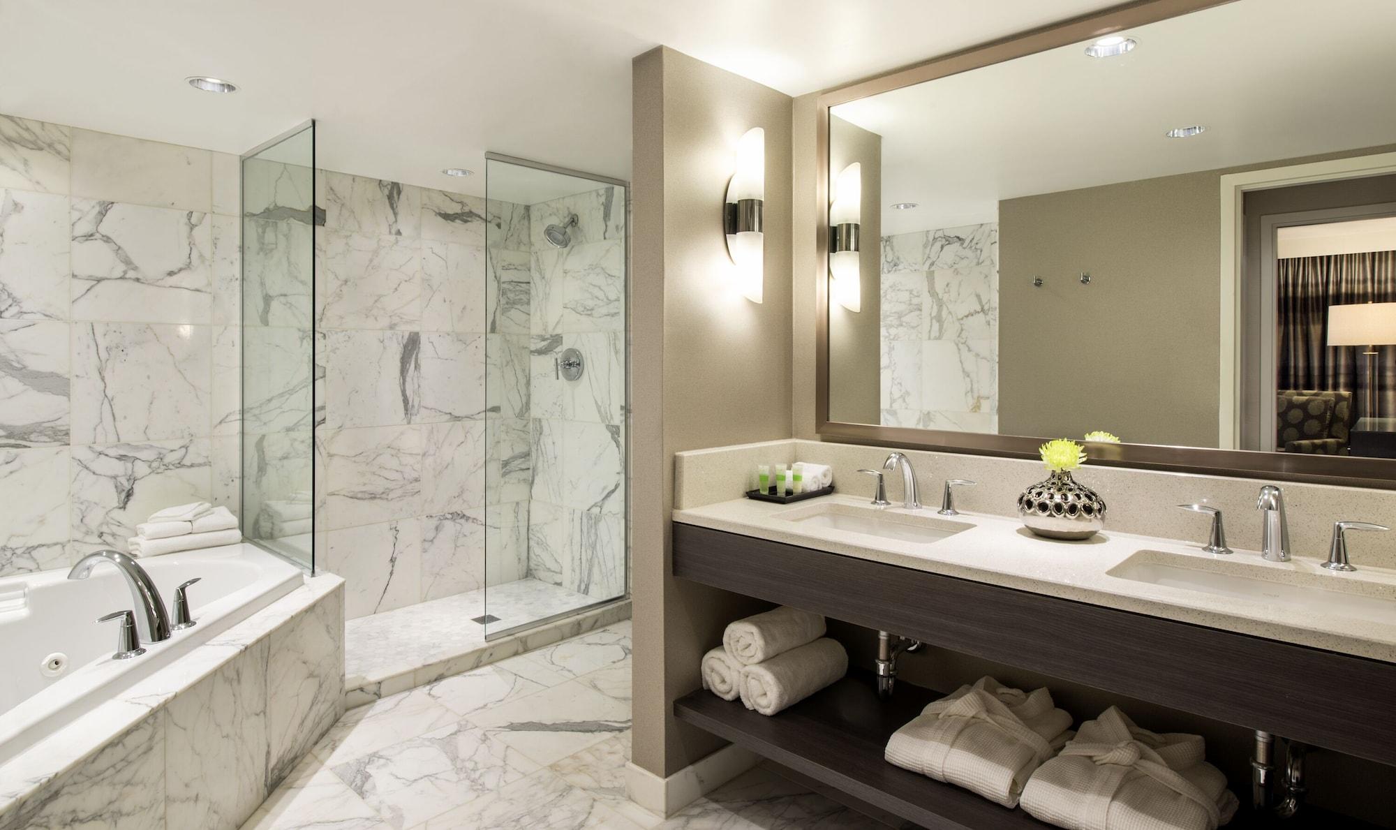 & Conference Centre Hotel 3*