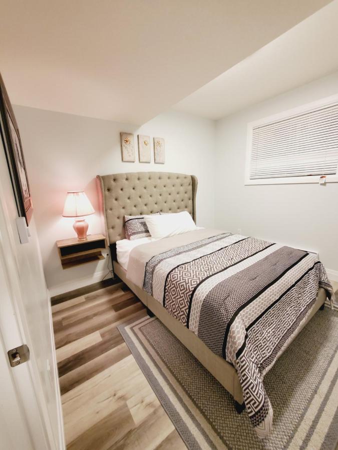 2 Bedroom Modern Apartment. Away From Home!