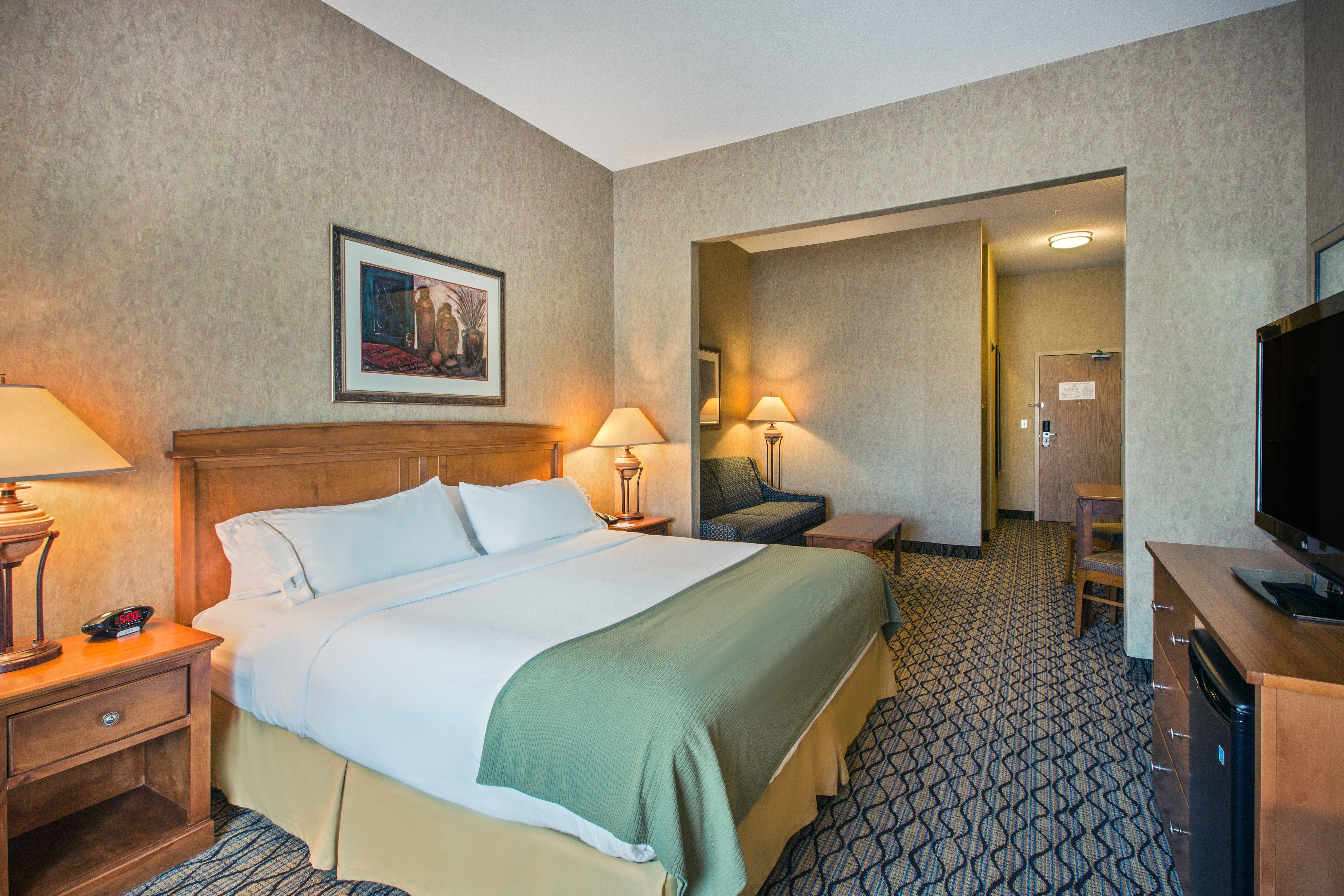 Express & By Ihg Saskatoon
