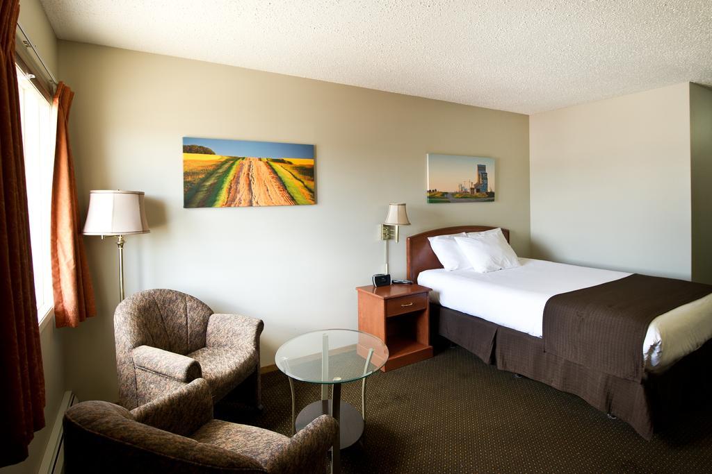 Riviera Motor 3* Saskatoon