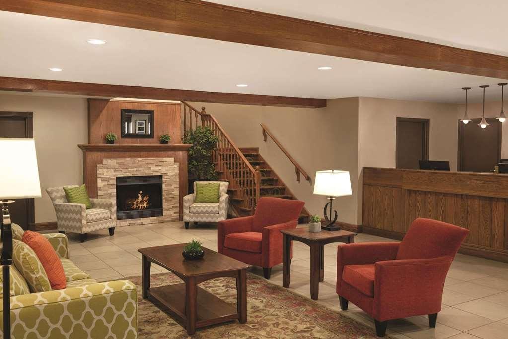 Country & By Radisson, Saskatoon, Sk 3*