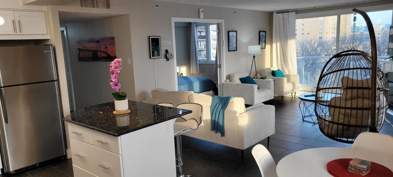 Smart Stylish Downtown Condo- 2 Bedrooms Apartment Saskatoon