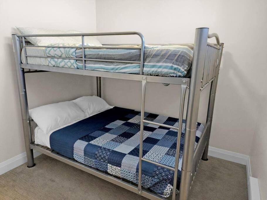 Cozy, Comfortable, Convenient - Your Ideal 2br