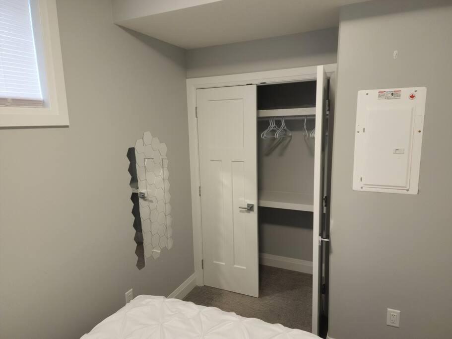 Apartment Cozy, Comfortable, Convenient - Your Ideal 2br