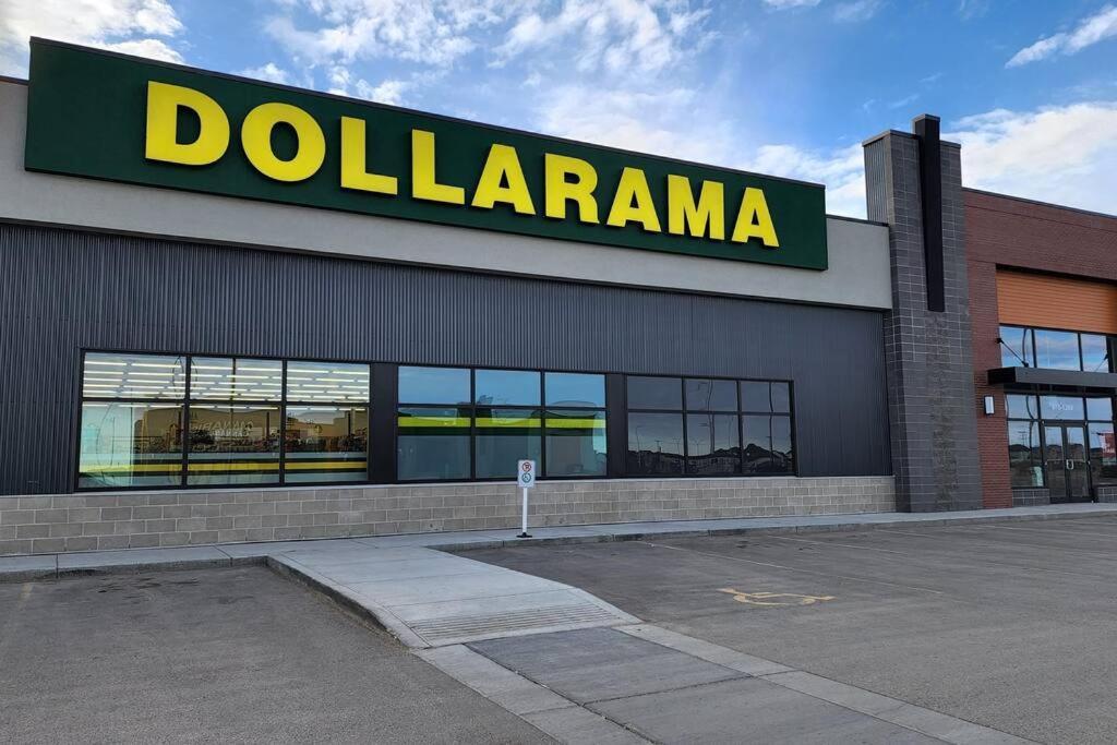 Cozy, Comfortable, Convenient - Your Ideal 2br * Saskatoon
