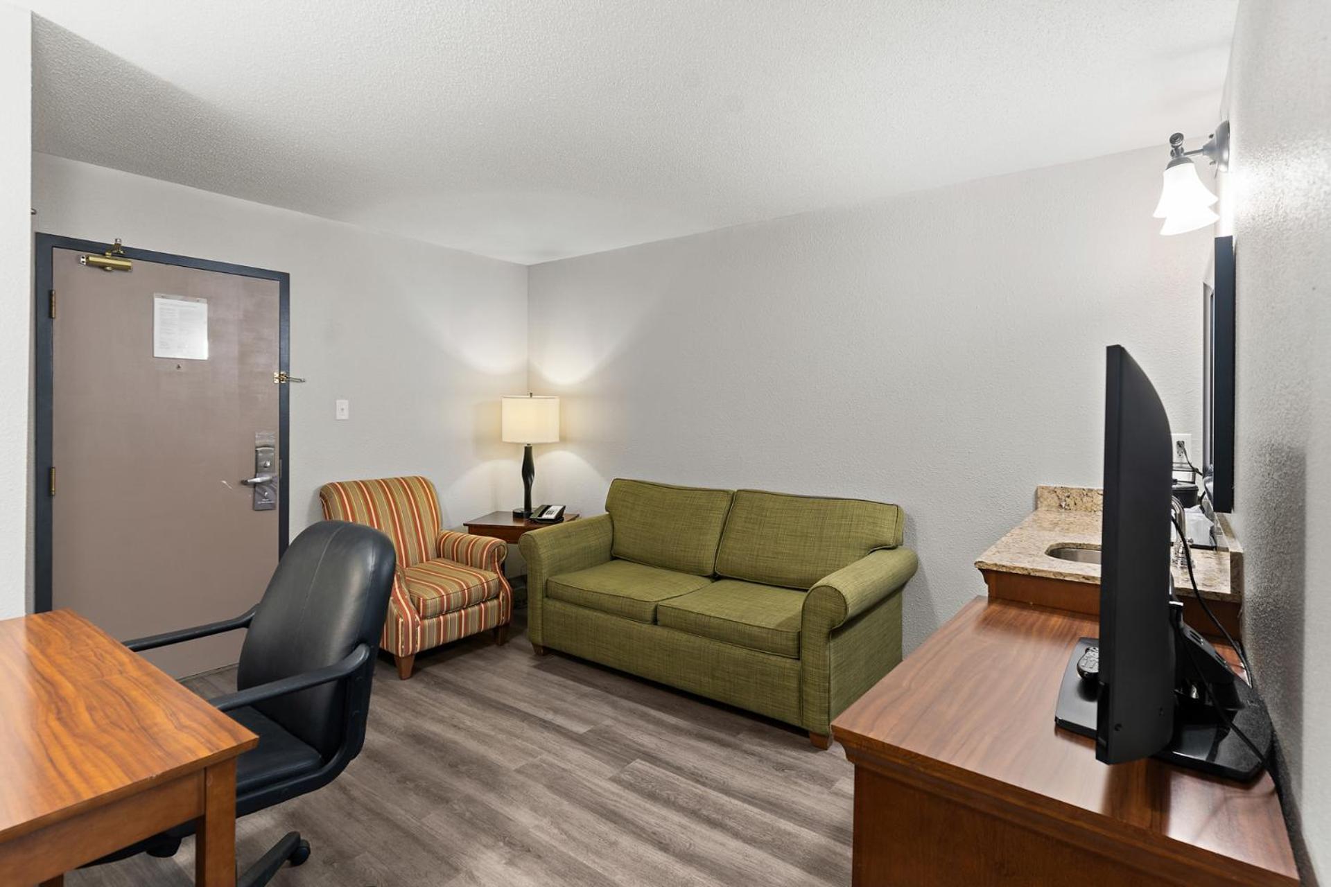 Hotel Country & By Radisson, Saskatoon, Sk Saskatoon