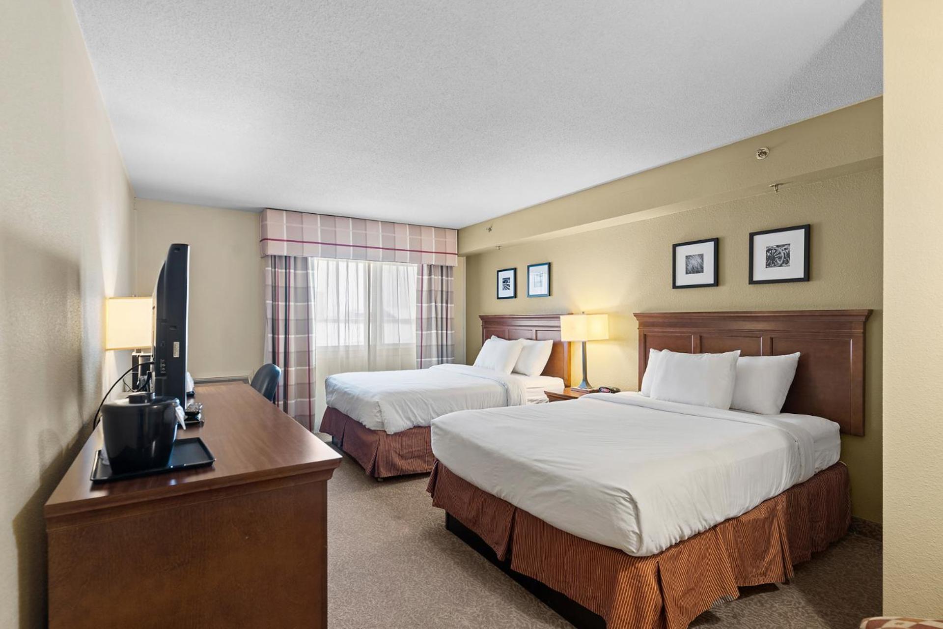 Country & By Radisson, Saskatoon, Sk