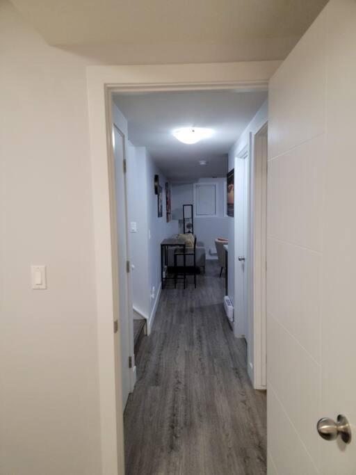 Exquisite Guest In * Saskatoon