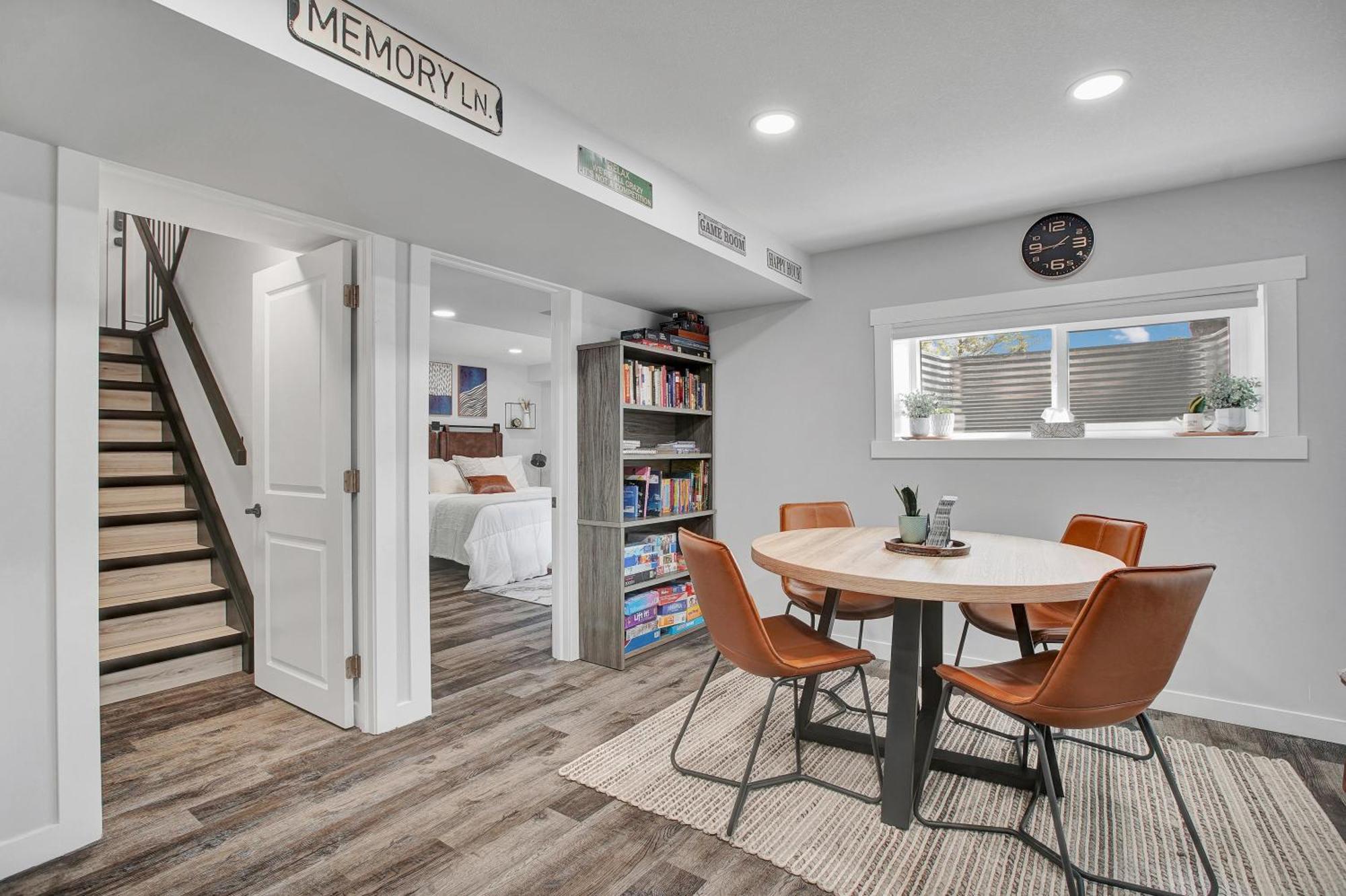 5 Bedroom-big Gatherings-patio-bbq-games * Saskatoon