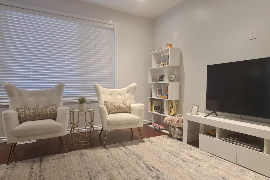 Spacious 4br-4ba House For Large Families & Group In Stonebridge