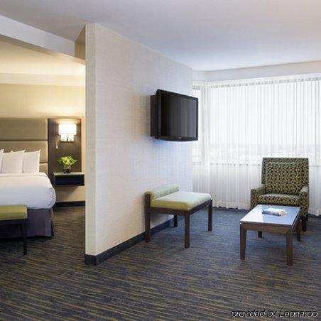 Hotel & Conference Centre Saskatoon