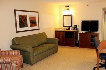 Country & By Radisson, Saskatoon, Sk