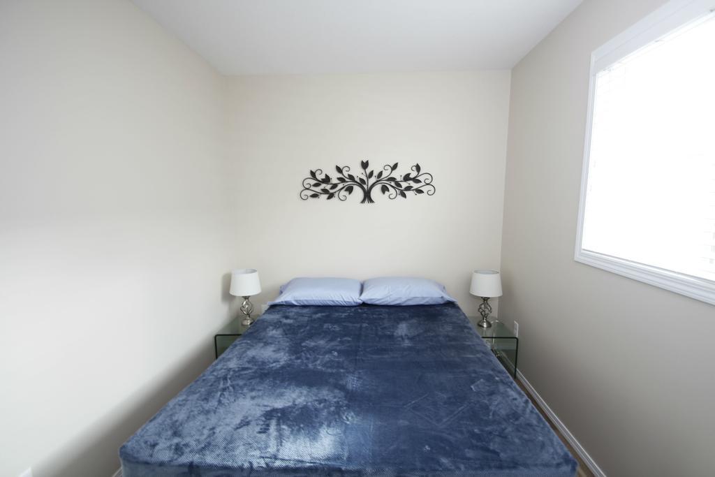Hampton 3bd 2br Near Airport By Prowess Saskatoon