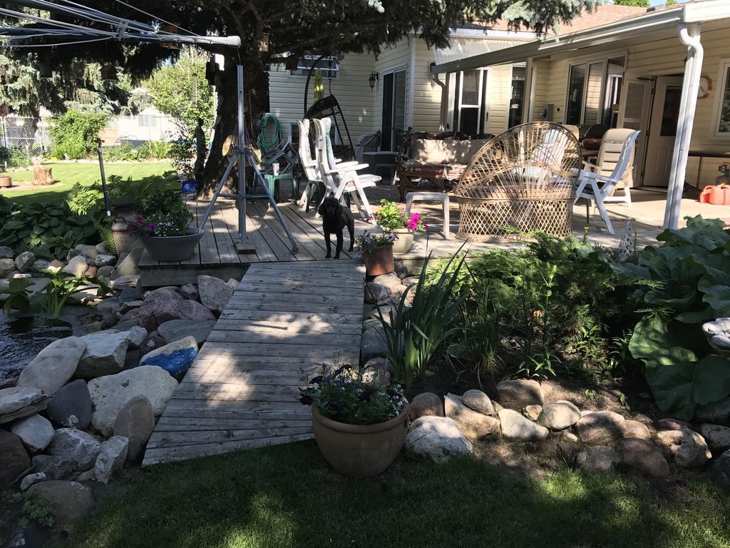 Glacier Park Bed & Breakfast 3*