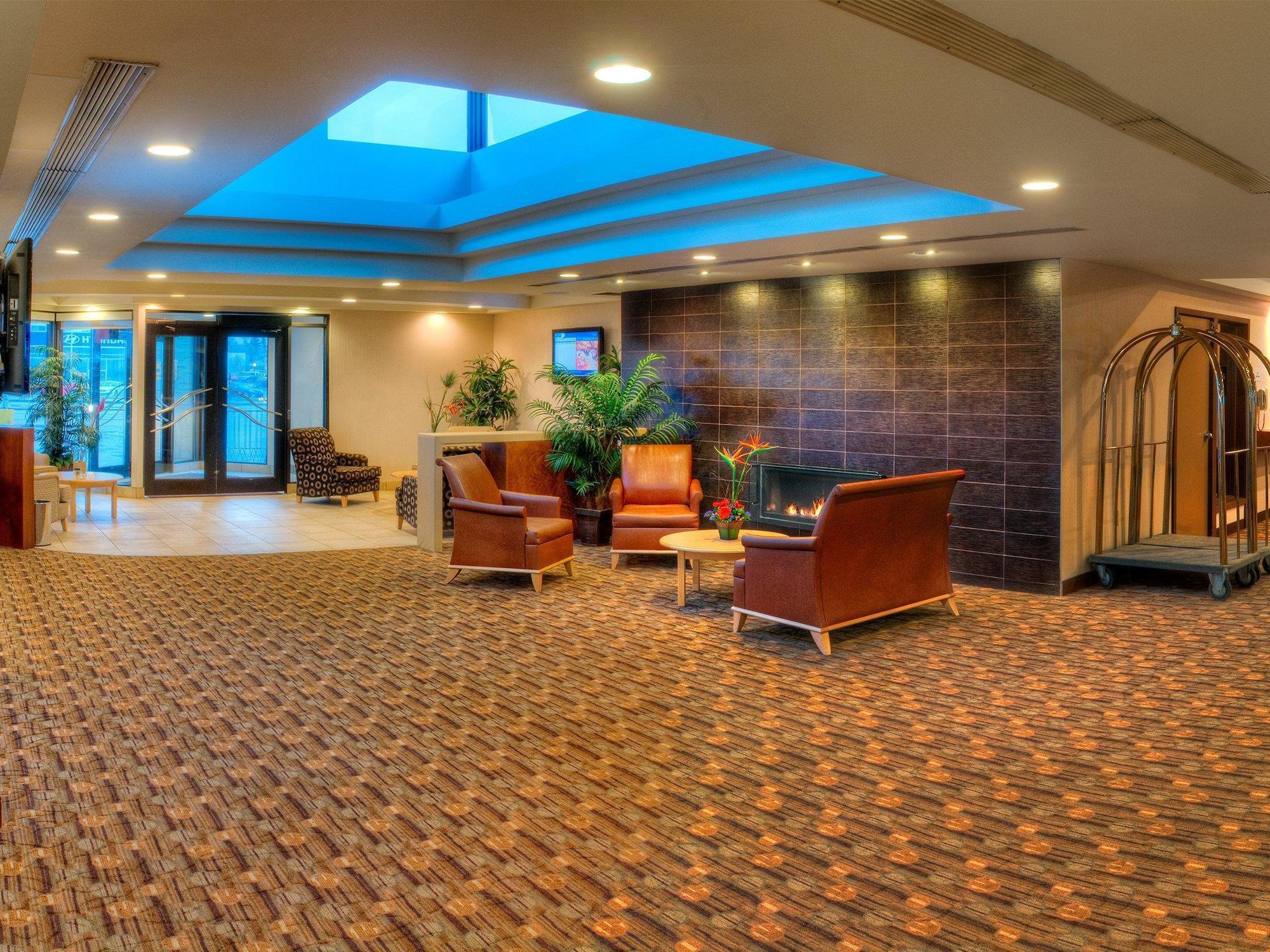 Travelodge By Wyndham Hotel Saskatoon
