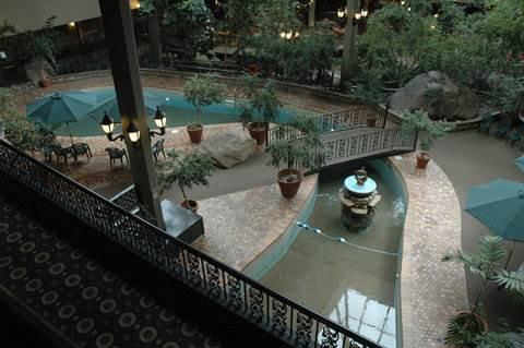 Hotel & Conference Centre Saskatoon