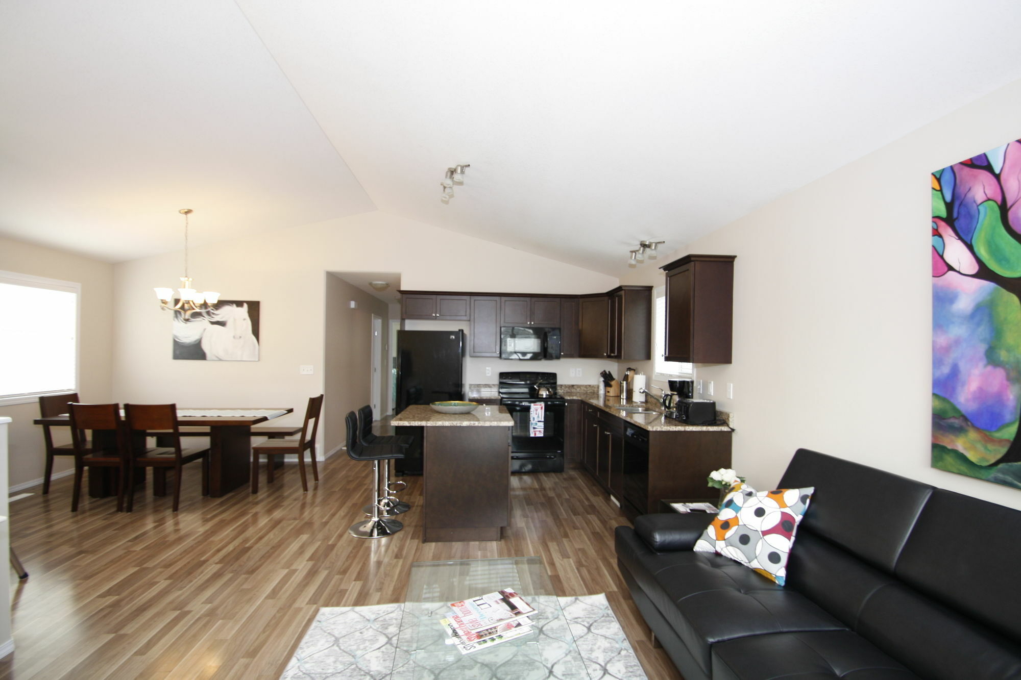 Hampton 3bd 2br Near Airport By Prowess * Saskatoon