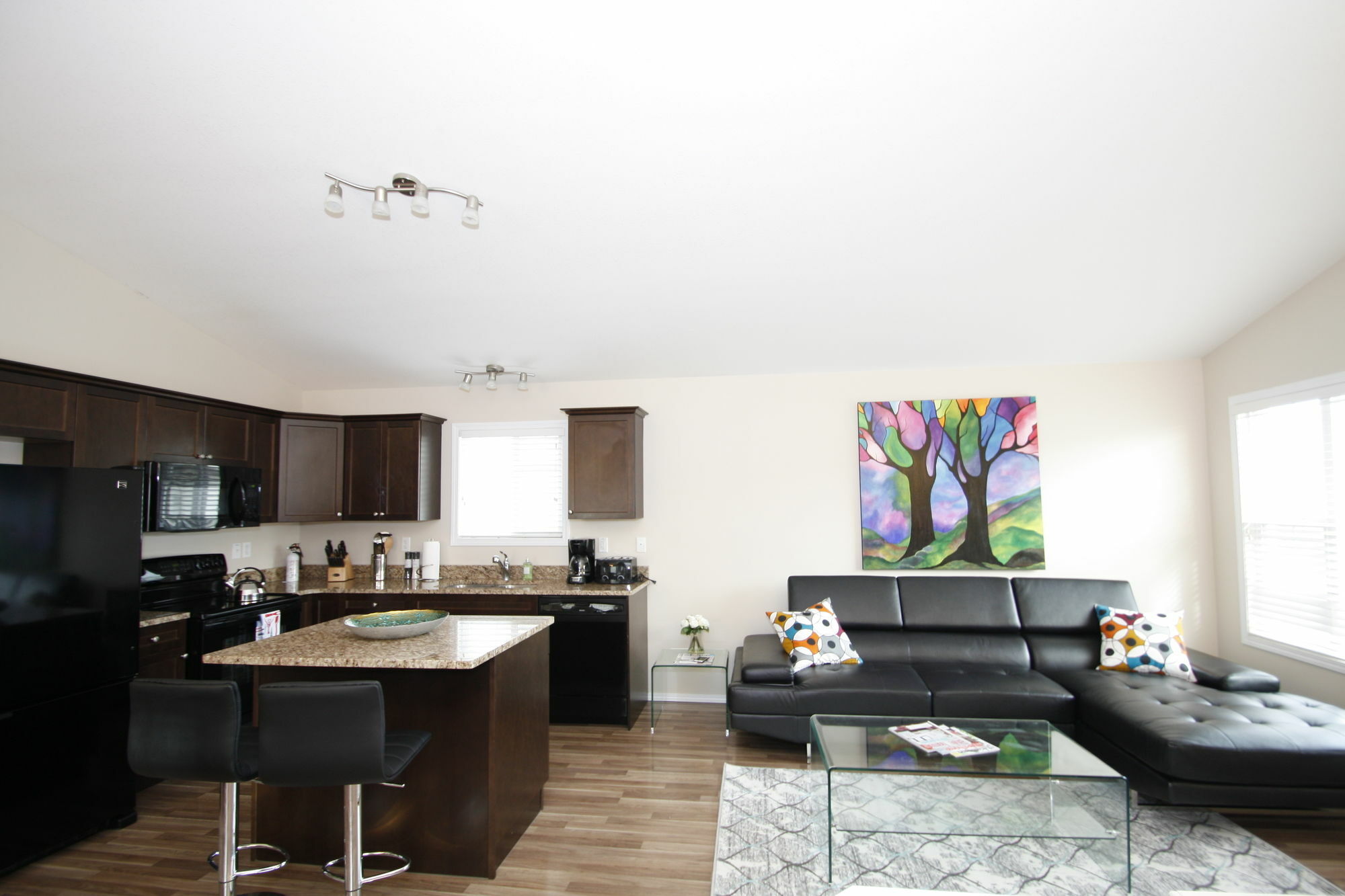 Hampton 3bd 2br Near Airport By Prowess * Saskatoon