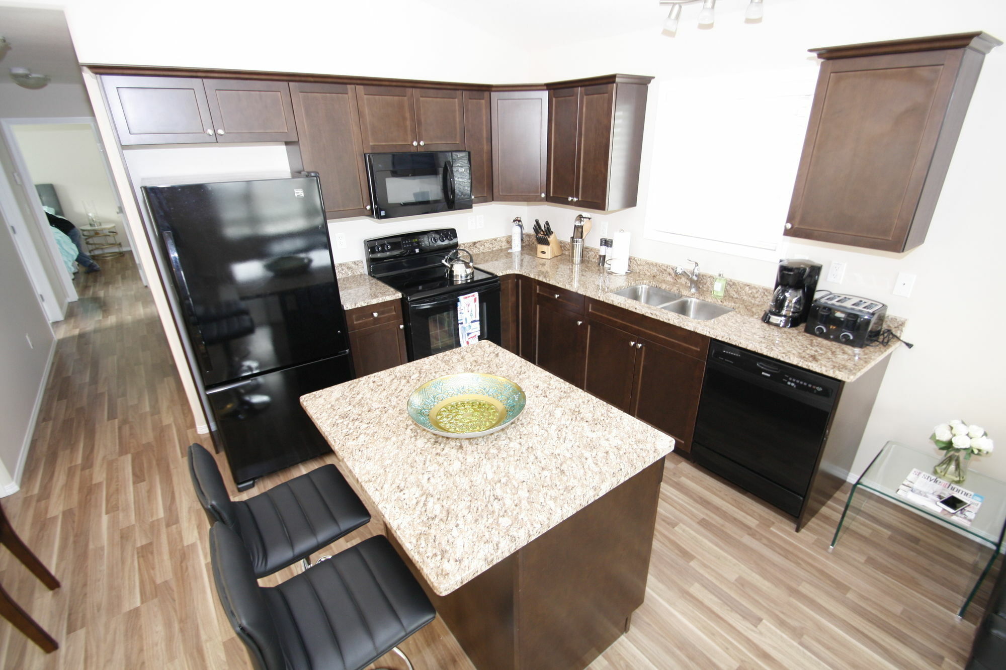 Hampton 3bd 2br Near Airport By Prowess