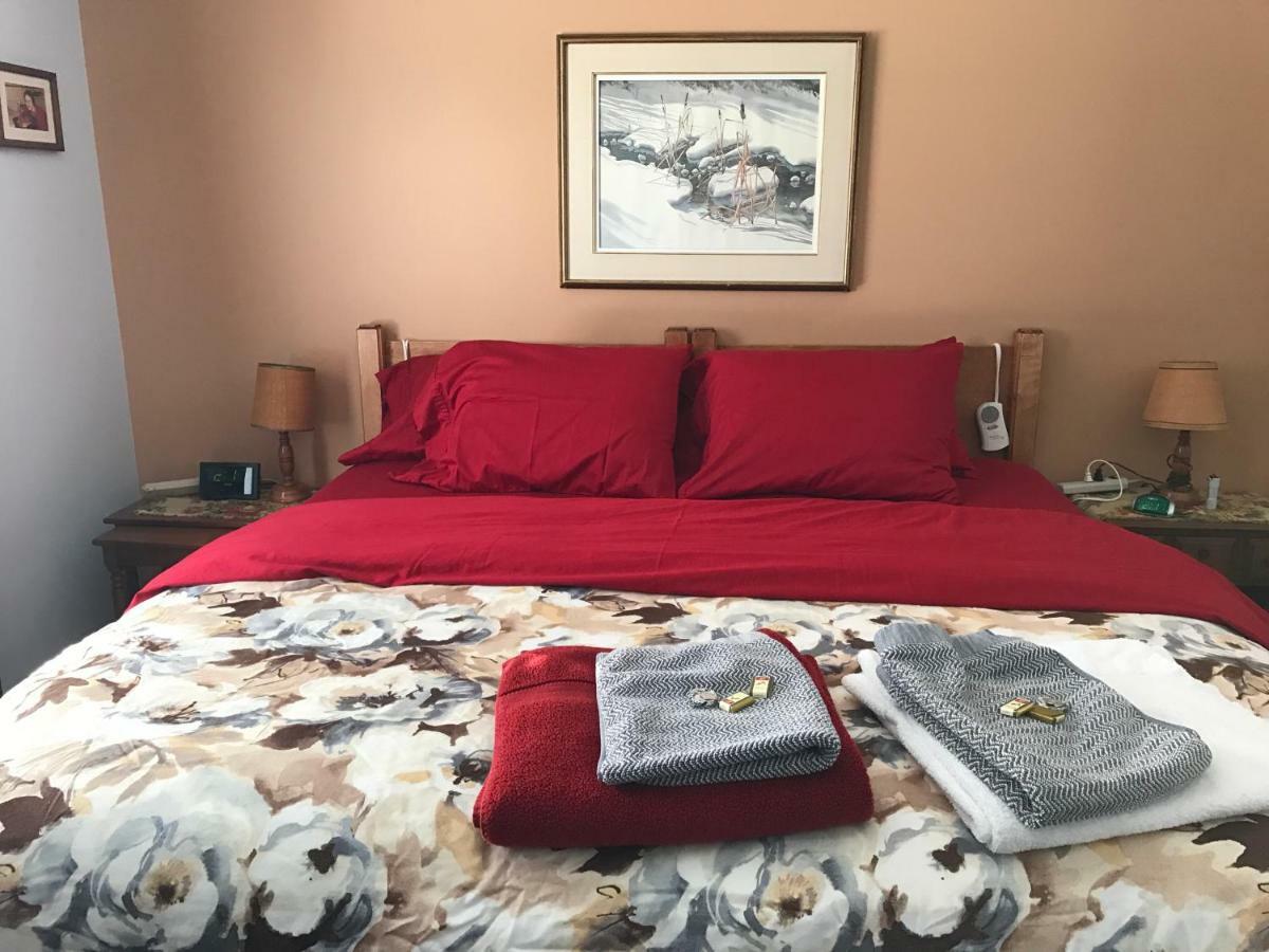 Glacier Park Bed & Breakfast 3*