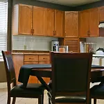 Coopers Lodge