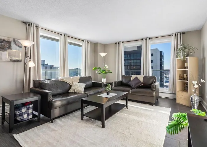 Superb 2 Bedroom Downtown With River View