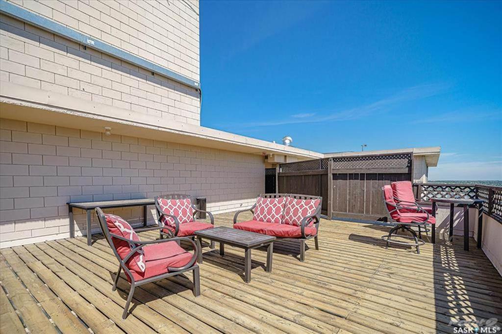 Apartment Superb 2 Bedroom Downtown With River View Saskatoon
