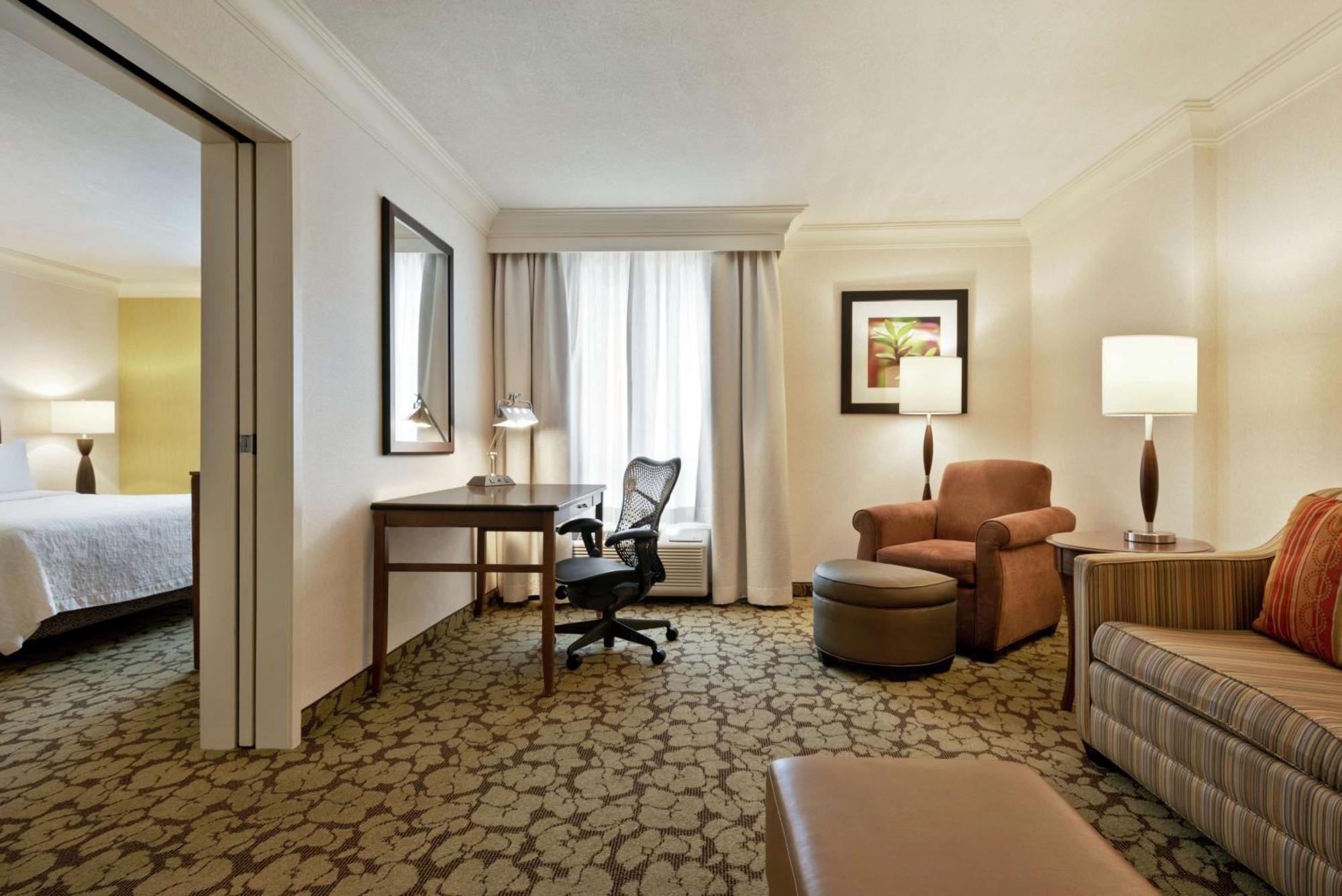Hotel Hilton Garden Downtown 4*
