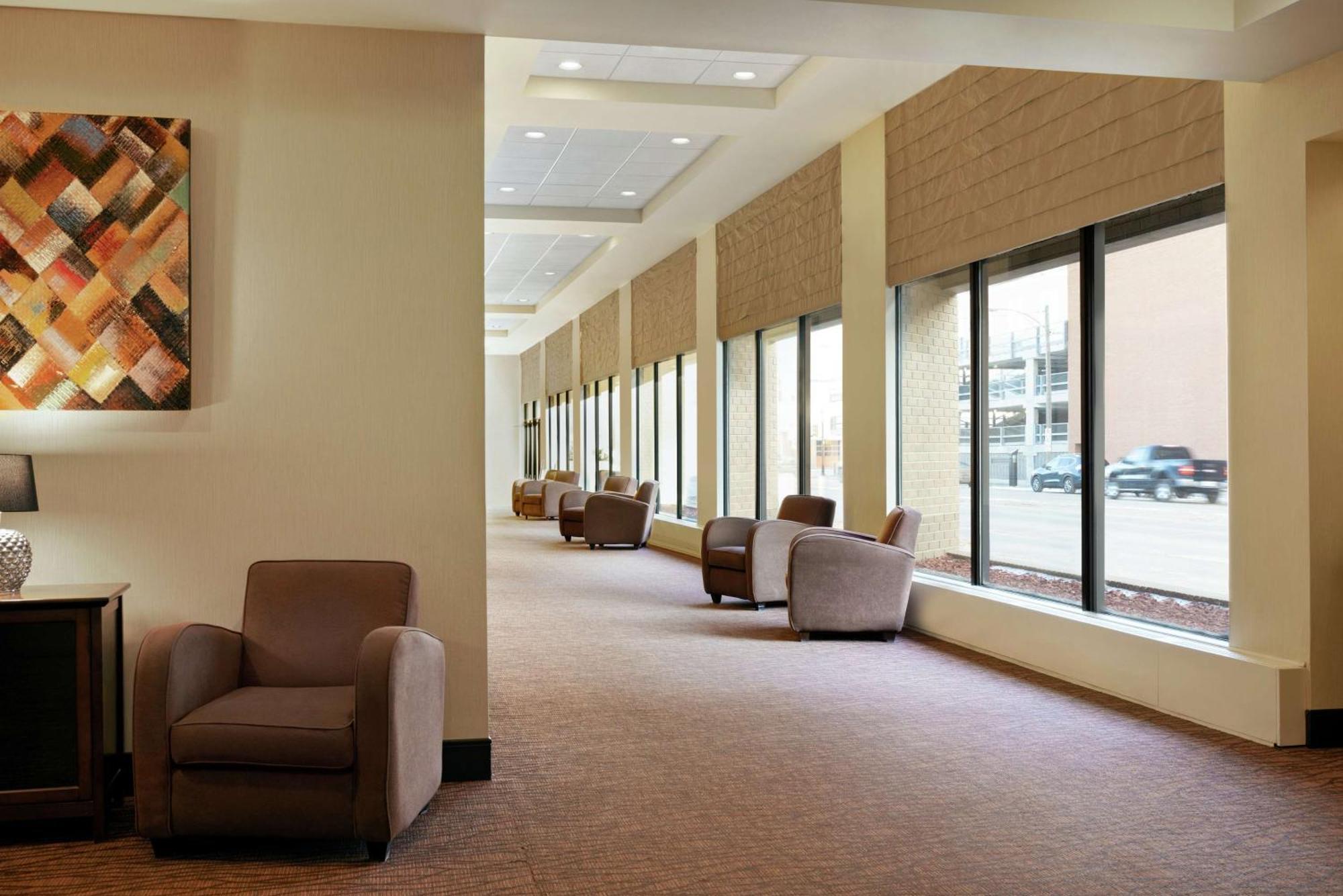 Hilton Garden Downtown 4* Saskatoon
