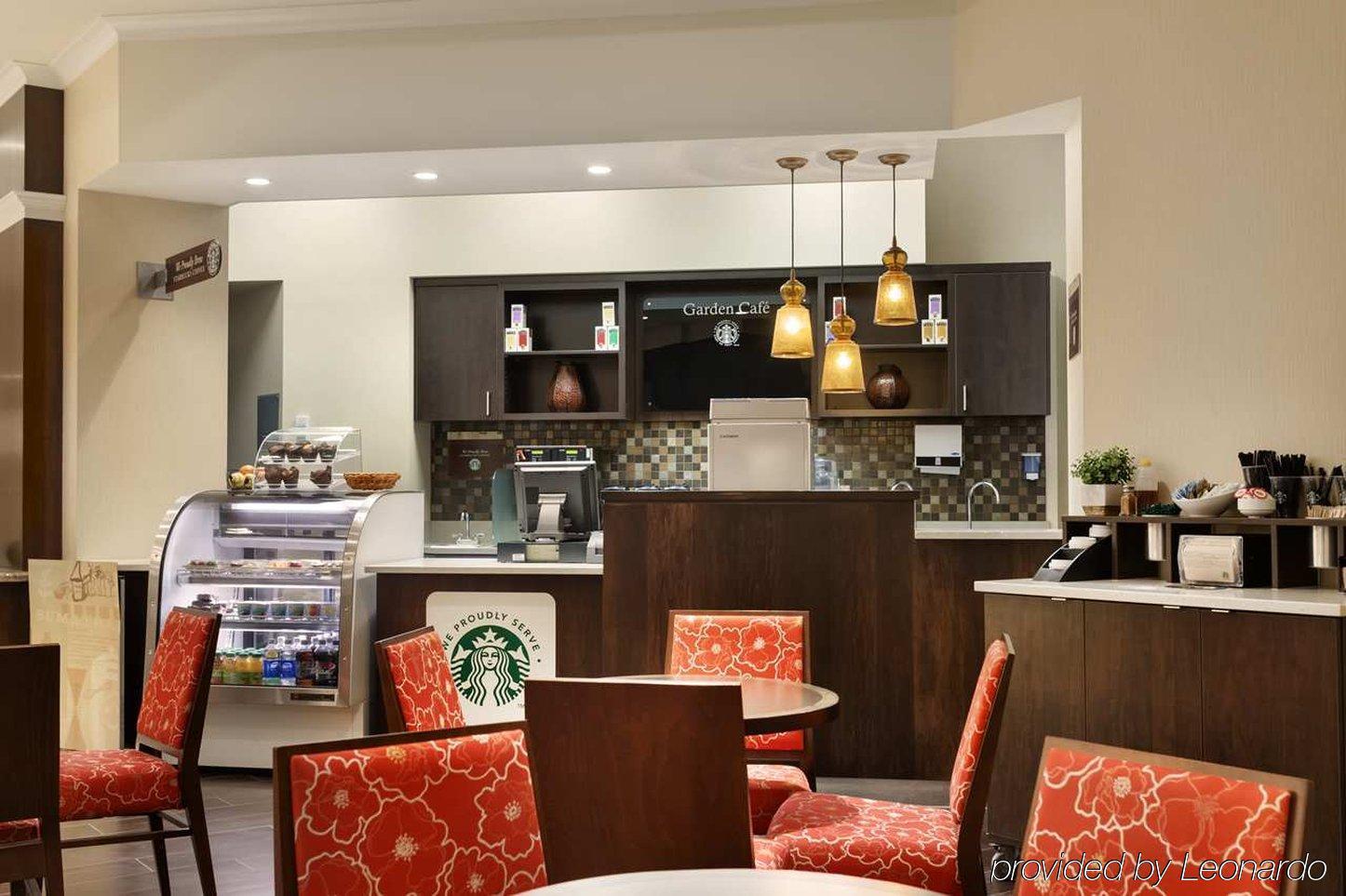 Hilton Garden Downtown 4*