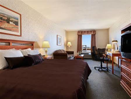 Days By Wyndham Hotel